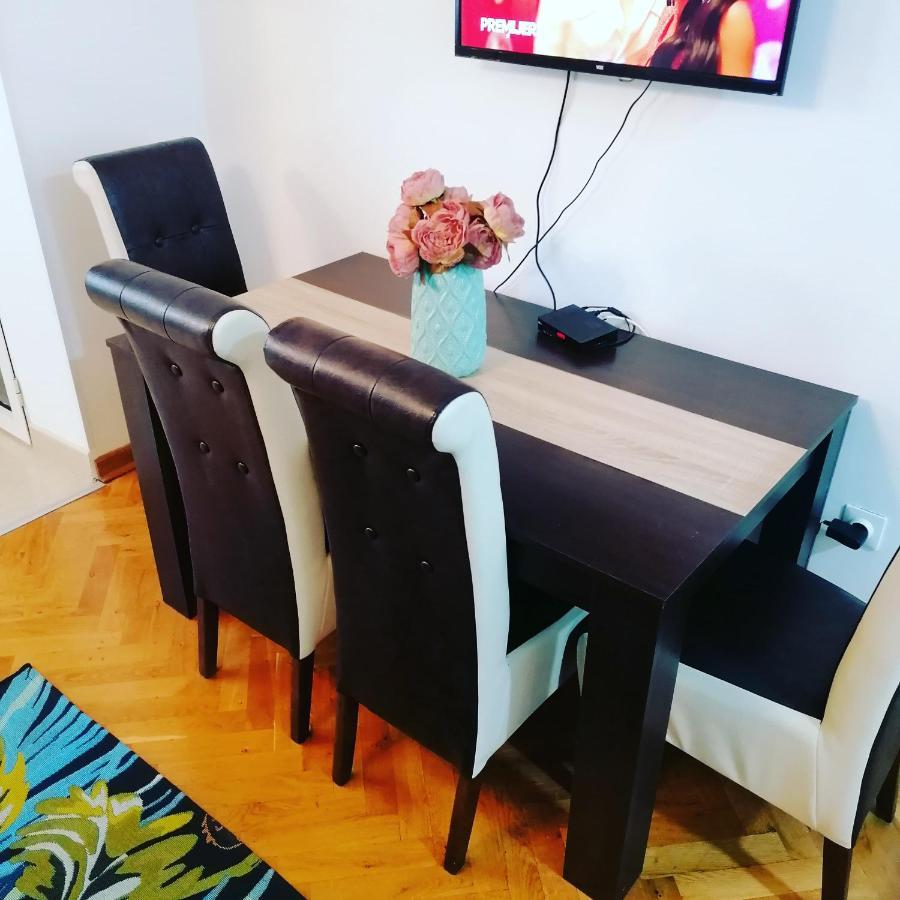 Marina Jacuzzi Apartment Free Parking Nowy Sad Zewnętrze zdjęcie