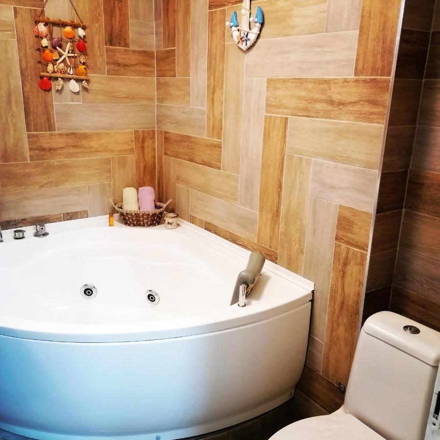 Marina Jacuzzi Apartment Free Parking Nowy Sad Zewnętrze zdjęcie
