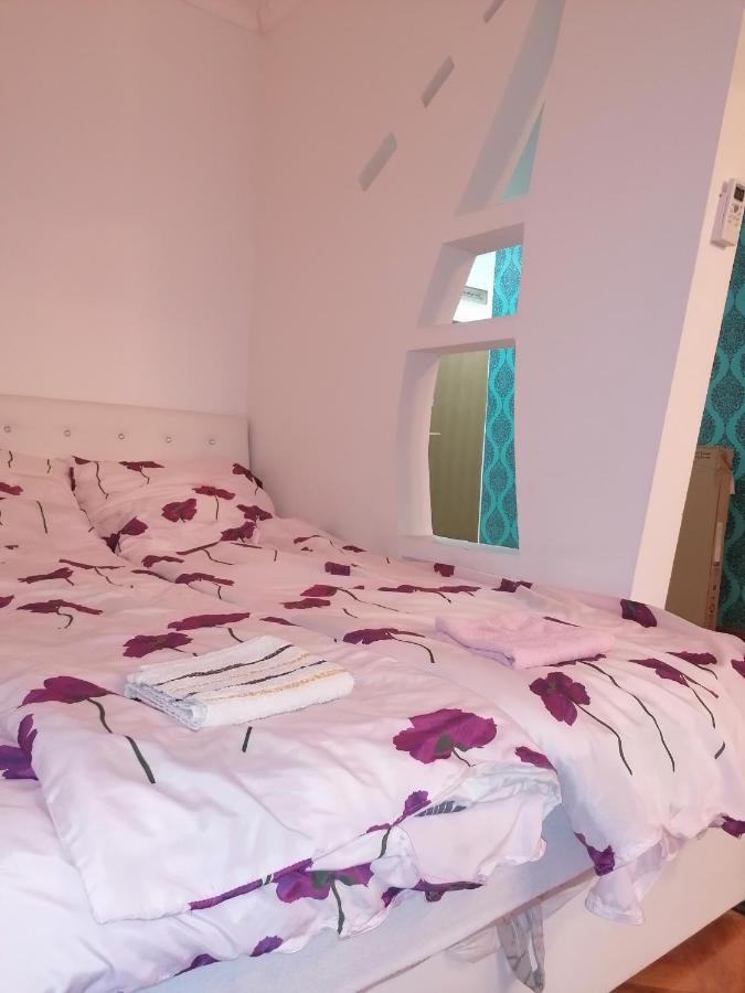 Marina Jacuzzi Apartment Free Parking Nowy Sad Zewnętrze zdjęcie